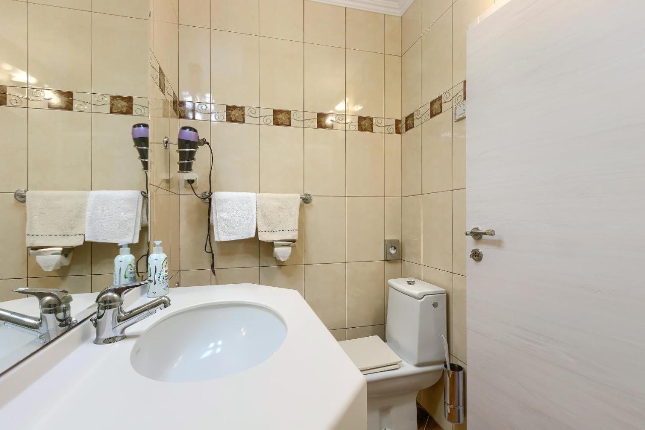 Apartment Palm View II ロヴィニ エクステリア 写真